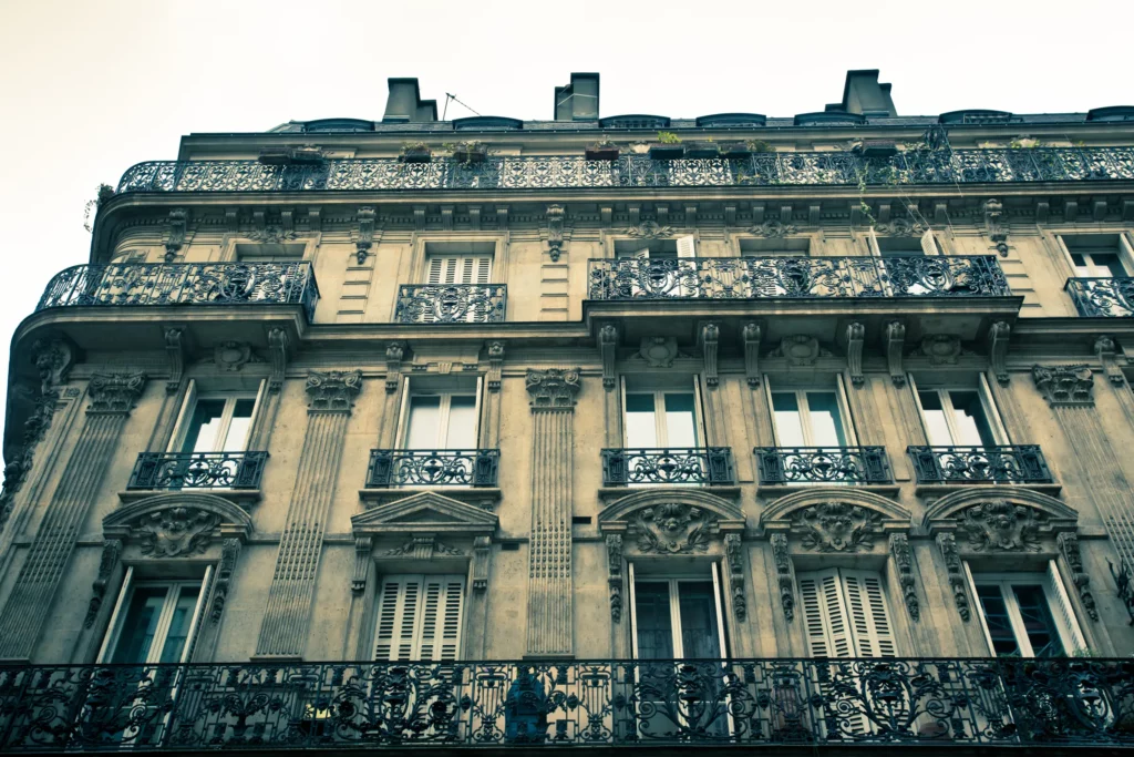 Immeuble ancien en pierre de taille